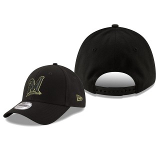 Milwaukee Brewers Black Momentum 9FORTY Adjustable Snapback Hat