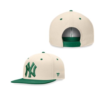 Men's New York Yankees Natural Kelly Green St. Patrick's Day Two-Tone Snapback Hat