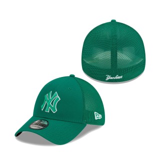 New York Yankees St. Patrick's Day 39THIRTY Flex Hat Green